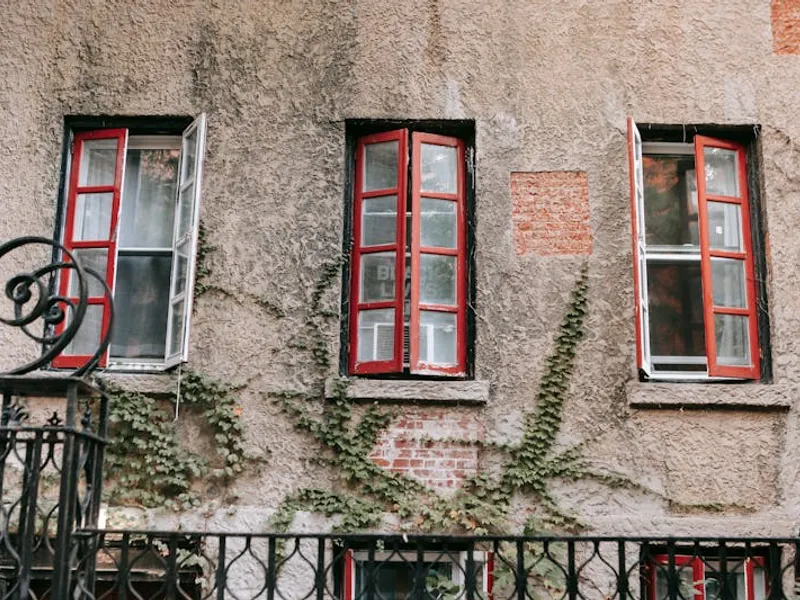 Façade isolée — Châtelet — avant travaux